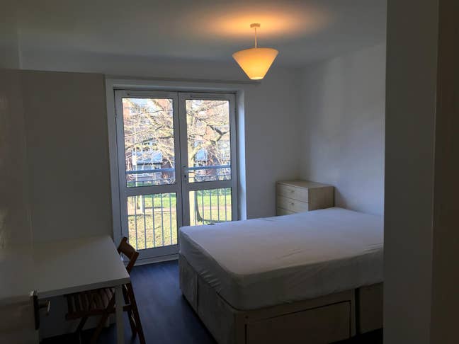 Friendly apartment- 1 Double room, HendonCentral Main Photo