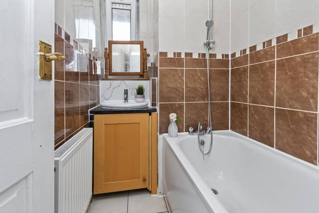 🏙️2Rooms Available 10 Min Walk to Aldgate🏙️ Main Photo