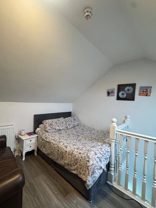 Clapham sublet with ensuite  Main Photo