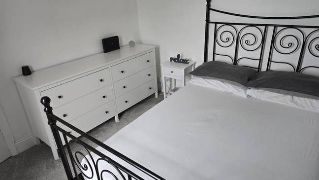 Double Room – £500 per month (Bills Included) Main Photo