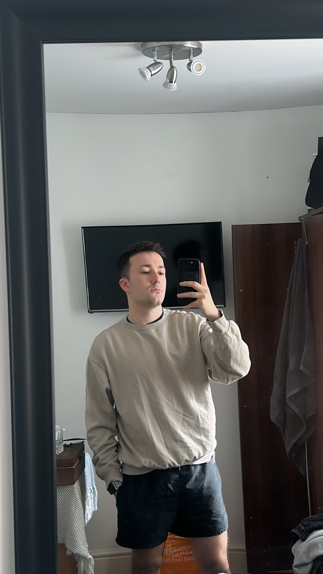 Looking for room/ buddies for a late Jan 2026 move Main Photo