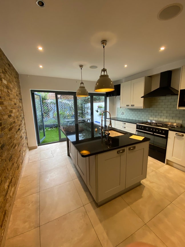 Double en-suite room in Wandsworth  Main Photo