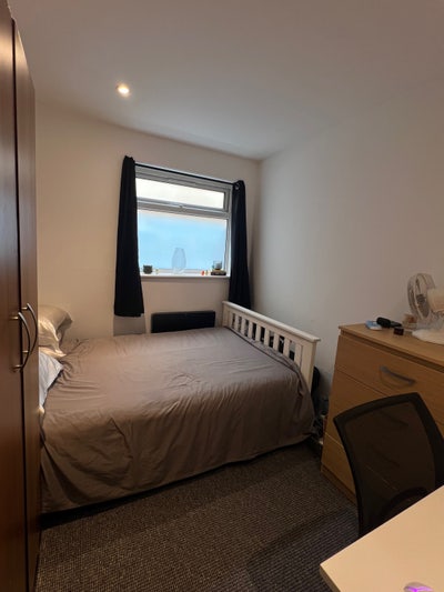 Double Room 3 mins from Alexandra Palace Station Main Photo