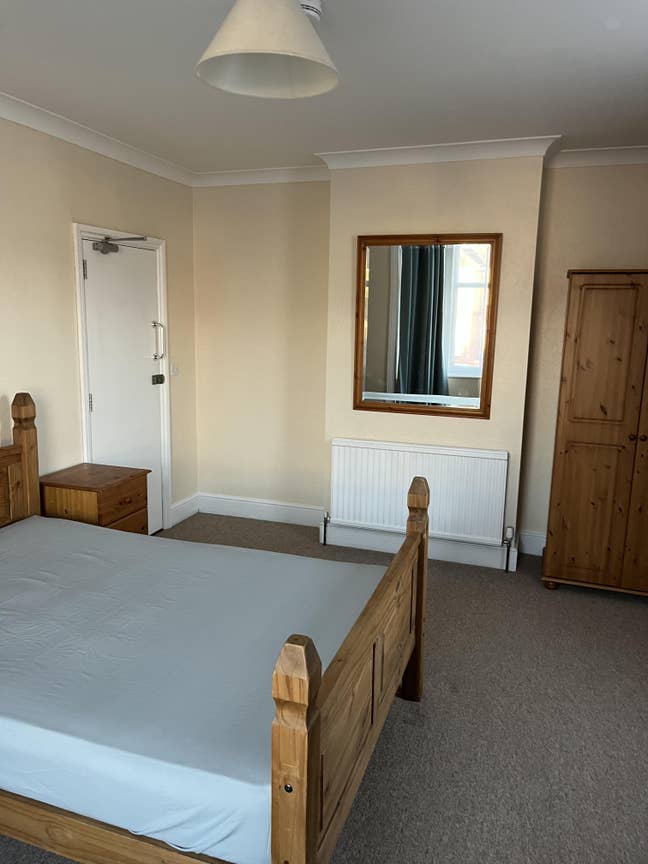 En-suite double room Main Photo