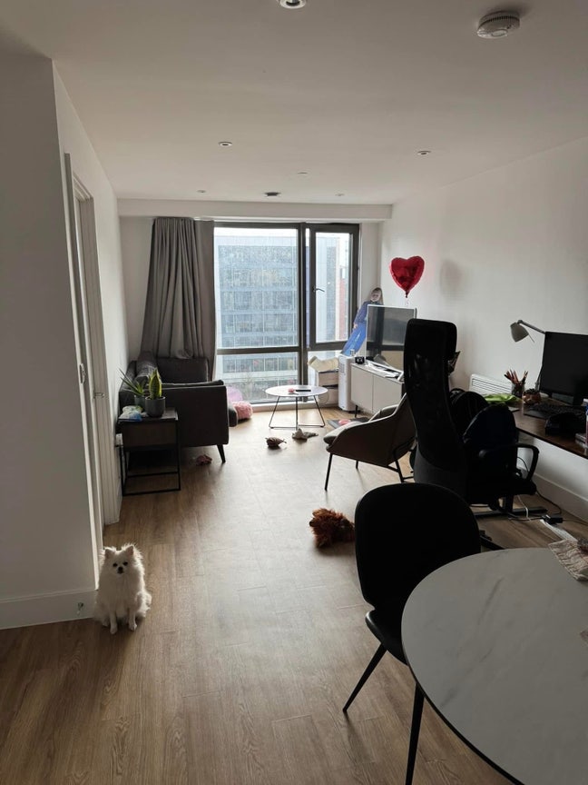 1 double bed in the city centre Main Photo