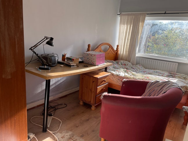 Double room for single working person  Main Photo