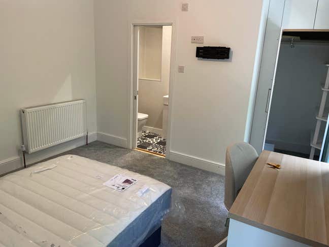 Oakwood Road Brand New 5 Bed Student House Main Photo