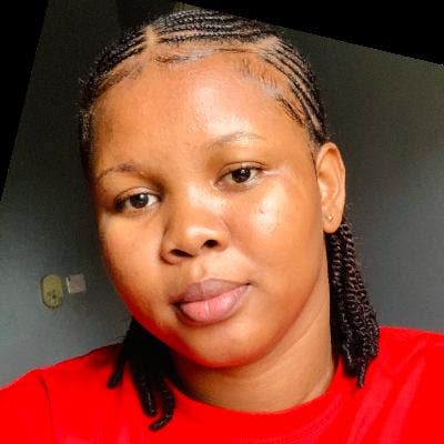 27 year old Female seeks a single or double room Main Photo