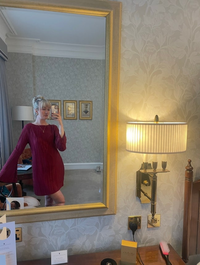 Looking to rent a double-bedroom, or a buddy up Main Photo