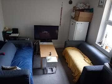 Two beds available in House Share Main Photo