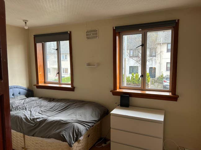 Amazing Double Bright room (Bills included) Main Photo