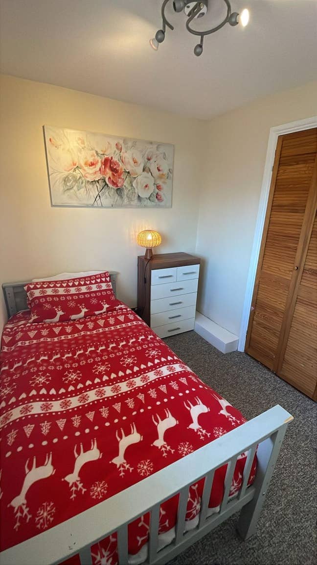 Room to let  Main Photo