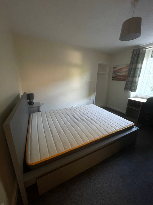 Double room for rent in Bannockburn Main Photo