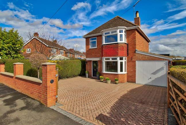 Room Available in Rushwick, Worcester, WR2  Main Photo