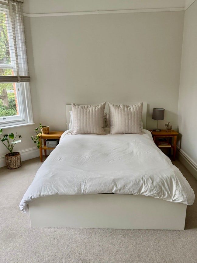 Bright, Large Double with En suite in Maida Vale  Main Photo