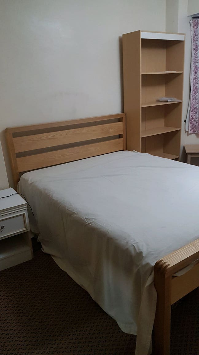 Double Room to let in Early (all inclusive) Main Photo
