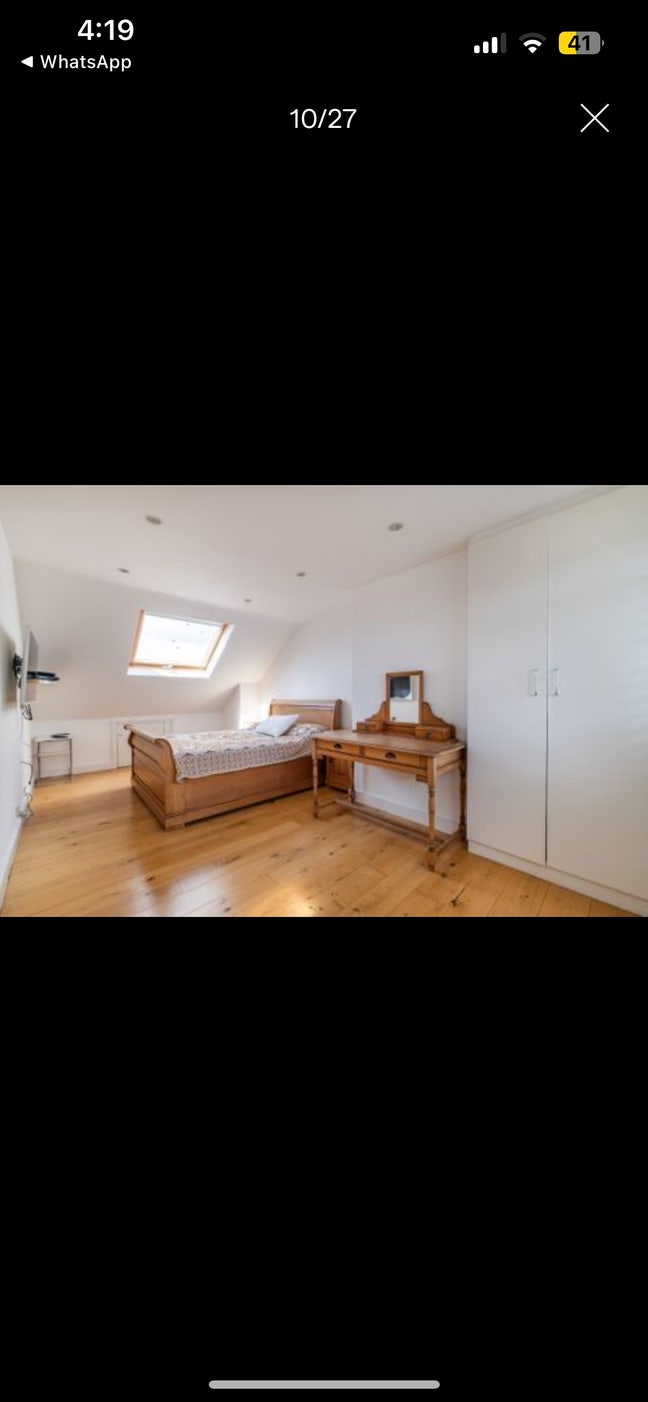 Looking for 2 girls to join Balham House!  Main Photo