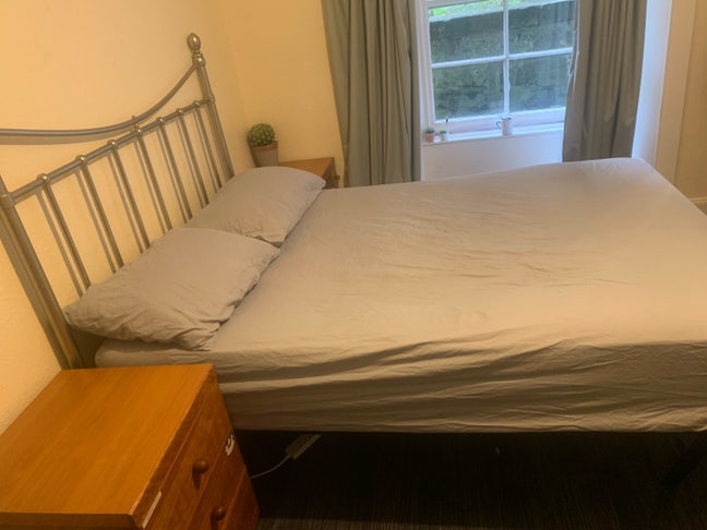 Double bedroom for rent(Female preferred) Main Photo