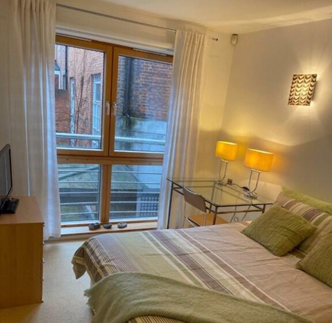 Spacious Double Room Ensuite  Main Photo