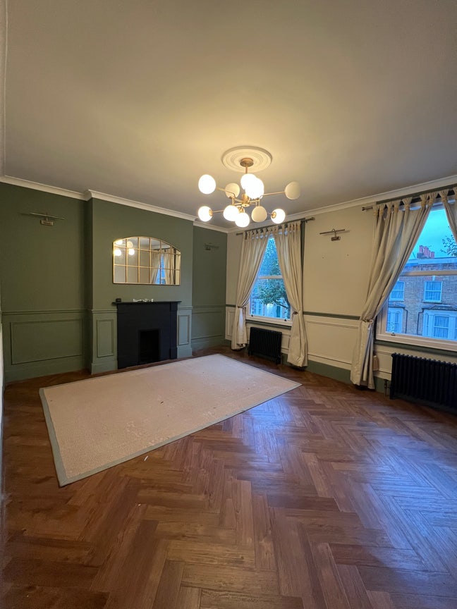1 bedroom flat / prime location Main Photo