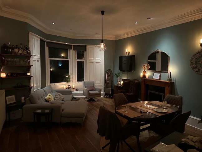 Beautiful full 2-bed flat in heart of Shawlands  Main Photo