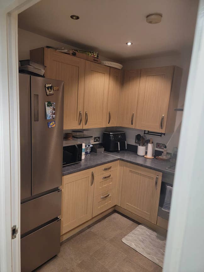 Modern Property to Let in a Quiet Area Main Photo