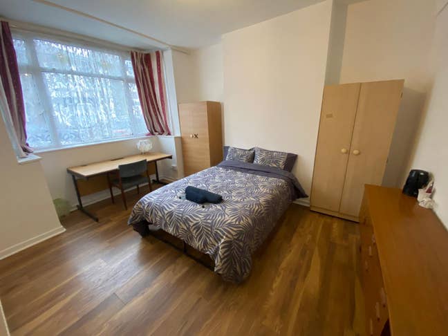 Room in leyton E10 5RQ  Main Photo