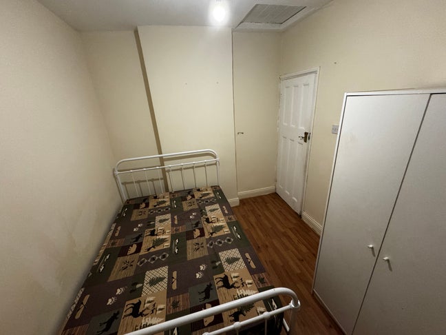 Single room and double room available  Main Photo