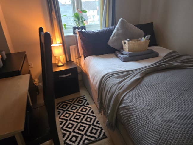 🌿 Room 2 Bright, Stylish Double Room Mon–Fri £650 Main Photo
