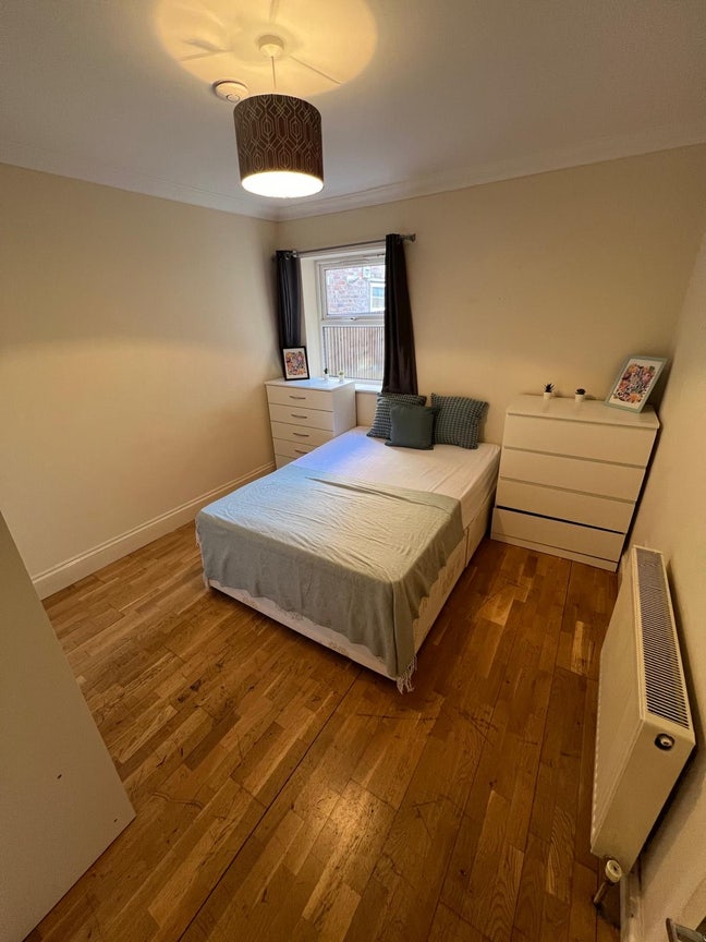Beautiful double room in Willesden  Main Photo