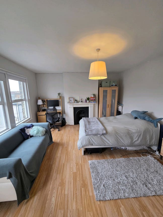Large double room in Clapham/ Brixton Main Photo