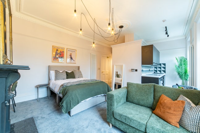 🌆 Brand-New Luxury Rooms in Preston| All-Included Main Photo
