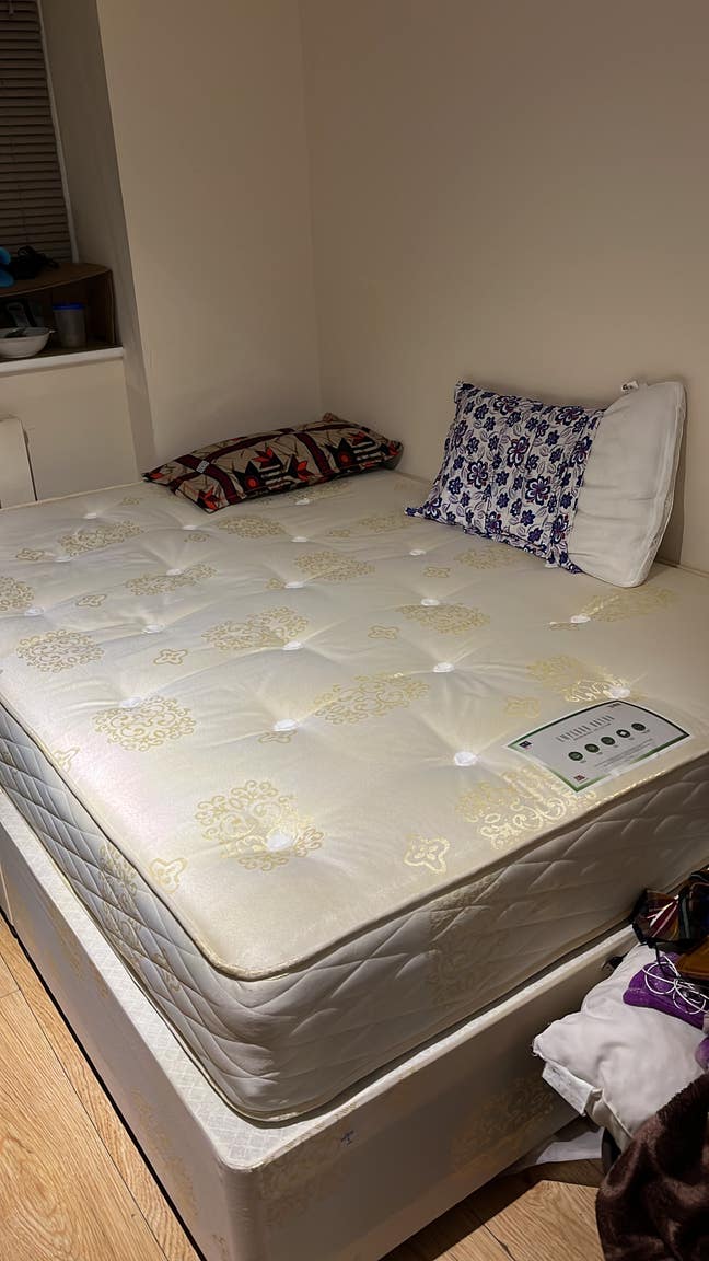 Studio Flat Accomodation in Luton Centre Main Photo