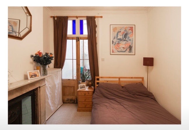 Two lovely rooms available in Bow  Main Photo