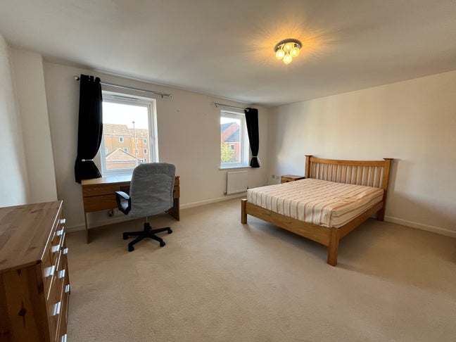 Modern Double Room in BS34 – Close to UWE & MOD Main Photo
