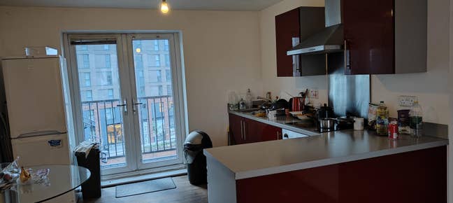 City Centre-Beautiful Canal View Tenancy takeover  Main Photo