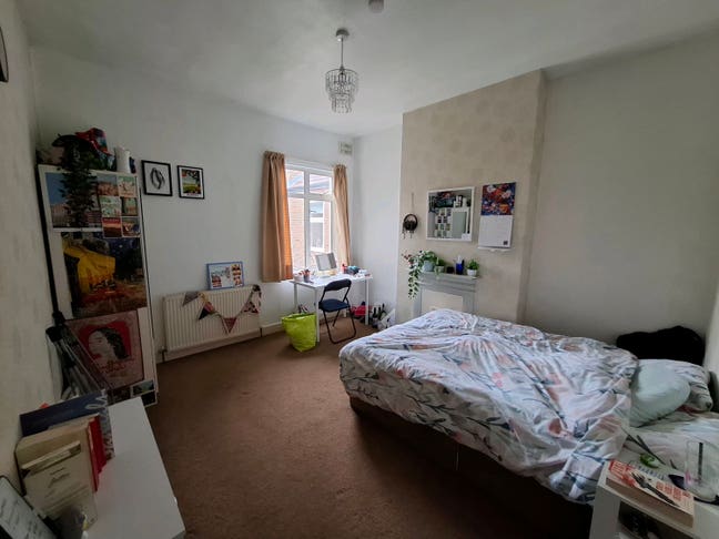 Spacious Double Room in Brentford Main Photo