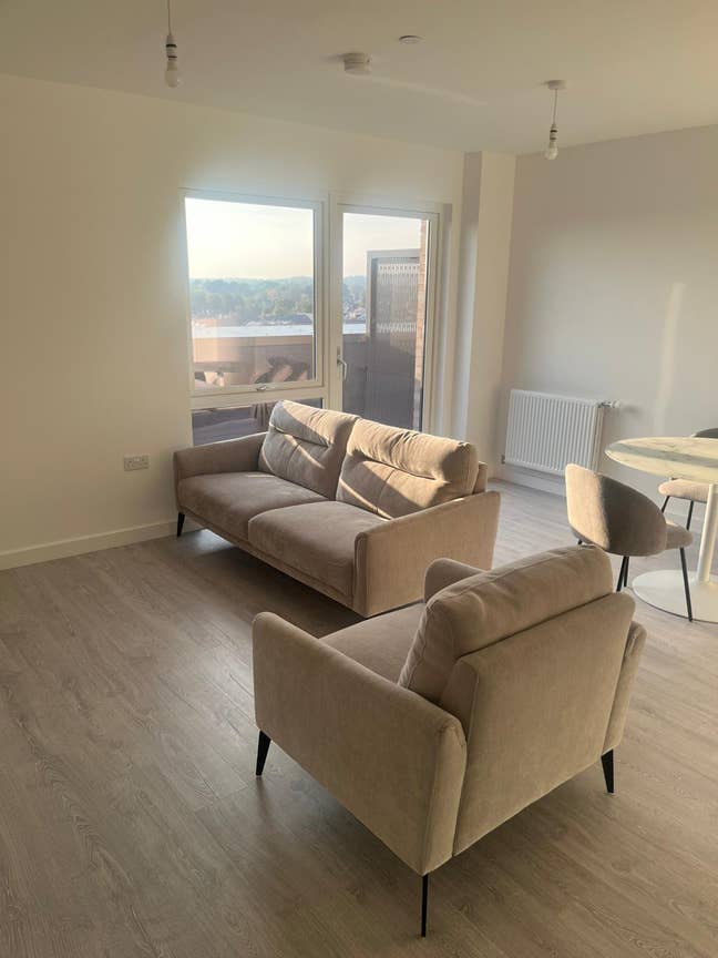 Double room available (Bills Included!) Main Photo