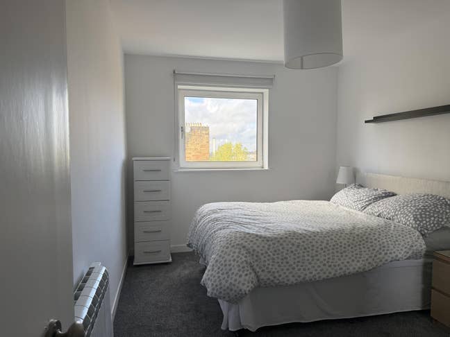 Lovely room in Hyndland  Main Photo