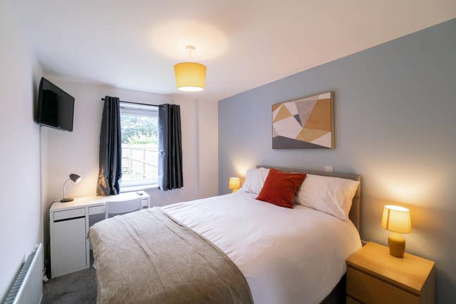 Two Beautiful rooms in West Reading Main Photo