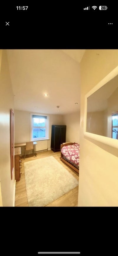 Large double room Hove (single occupancy) Main Photo