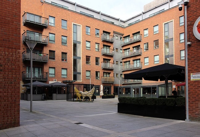 City Centre Apartment  Main Photo