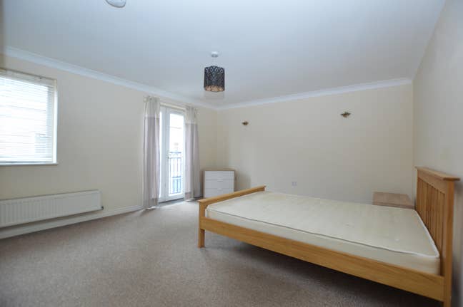 Large Furnished Double Room in NR3  Main Photo