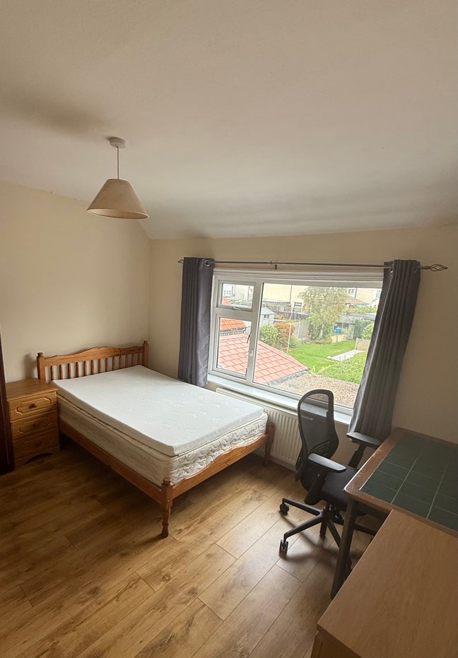 **Double room available - great location ** Main Photo