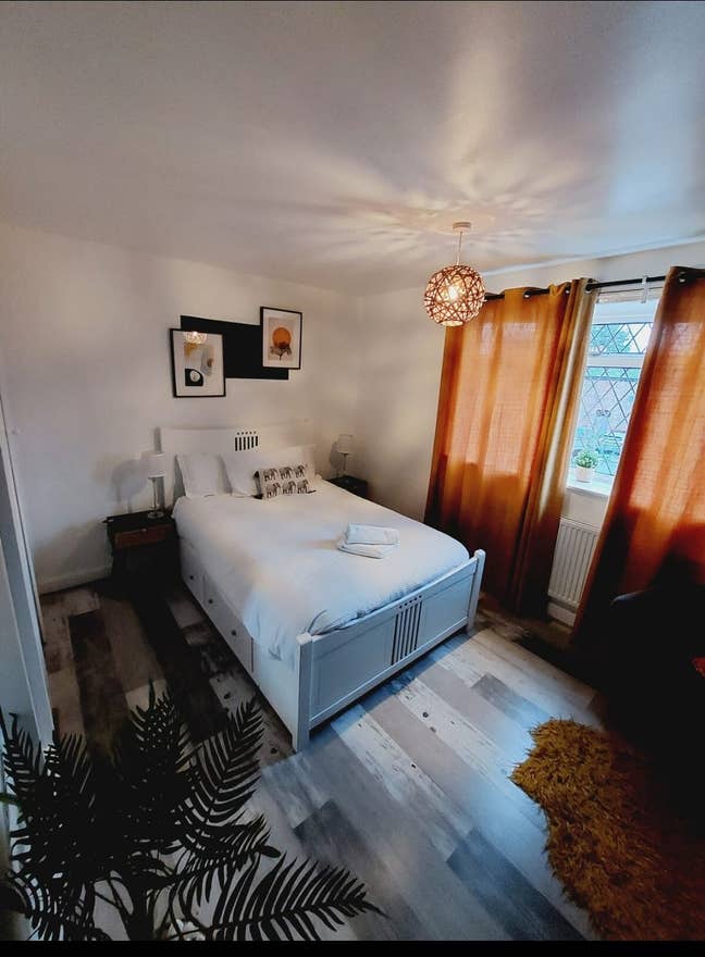 Modern Double Room - Luxury Living 🌟 Main Photo
