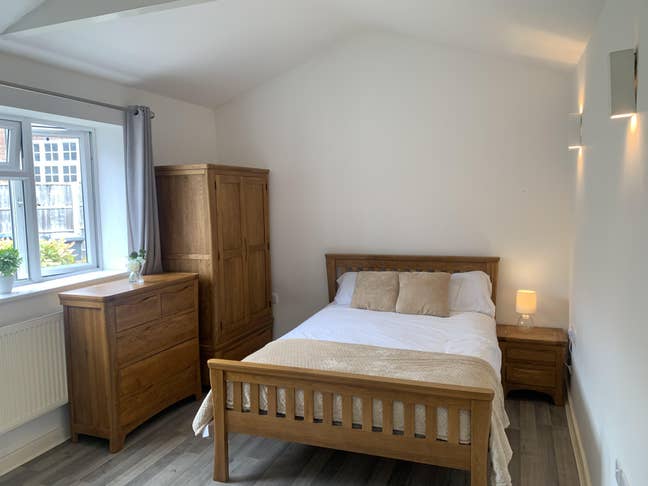 Spacious Double En-Suite Room - Central Cambridge Main Photo