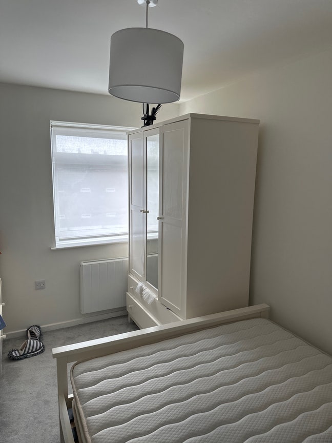 Double bed for let  Main Photo