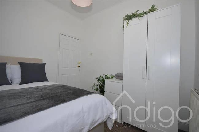 🏡Prime Location! Room with All Bills Included✨ Main Photo