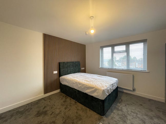 Brand New Burmer Road Hmo  Main Photo