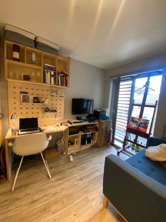 Executive Studio Huxley  Main Photo